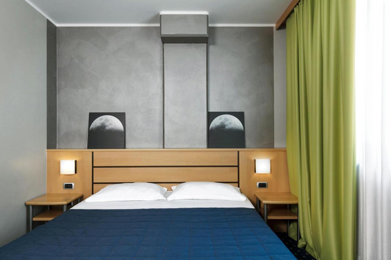 Garda Hotel Montichiari Εξωτερικό φωτογραφία